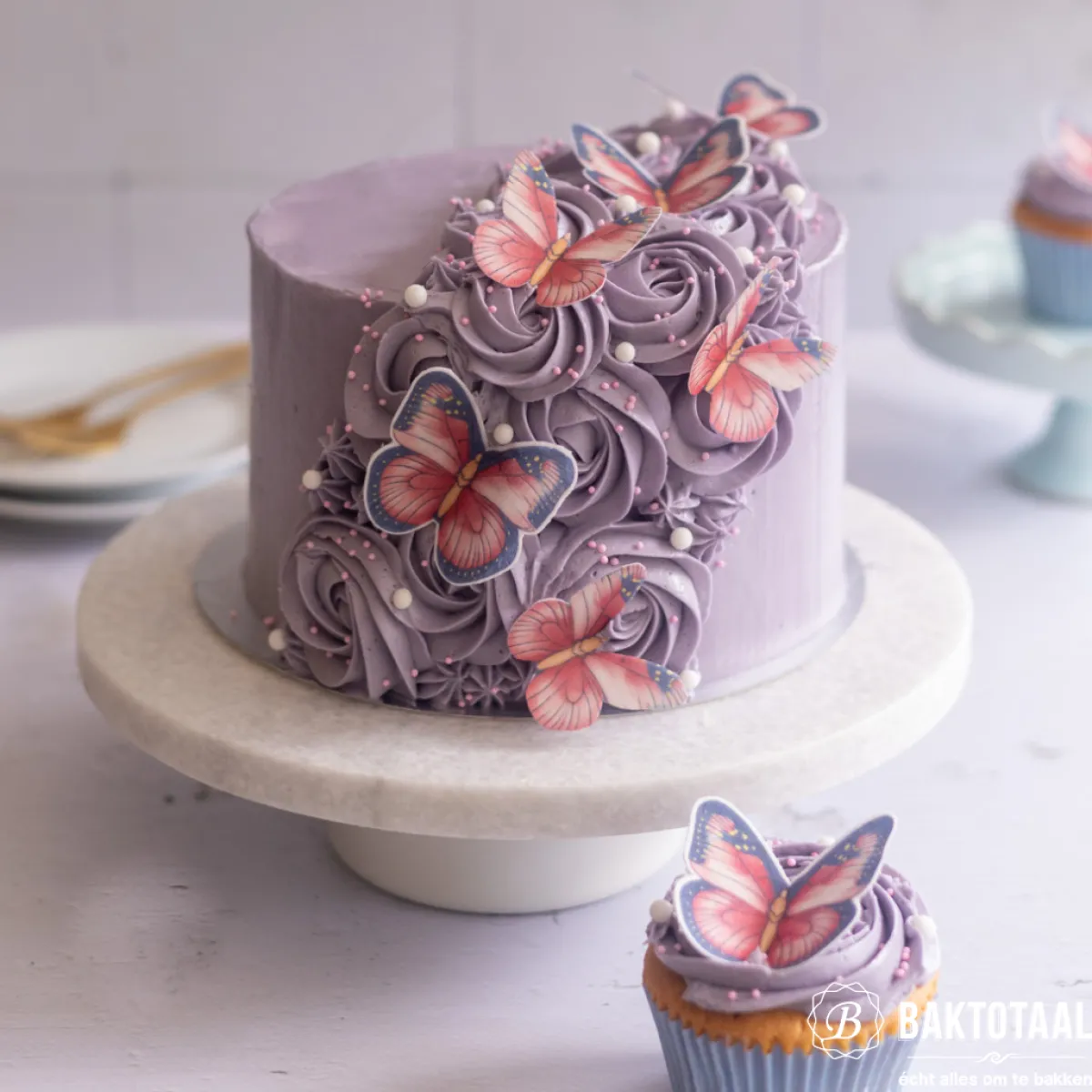 BrandNewCake Ouwel Vlinders Roze 16st.