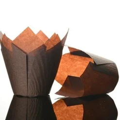 Hot Culpitt baking cups tulp donkerbruin 85 mm (50 stuks)
