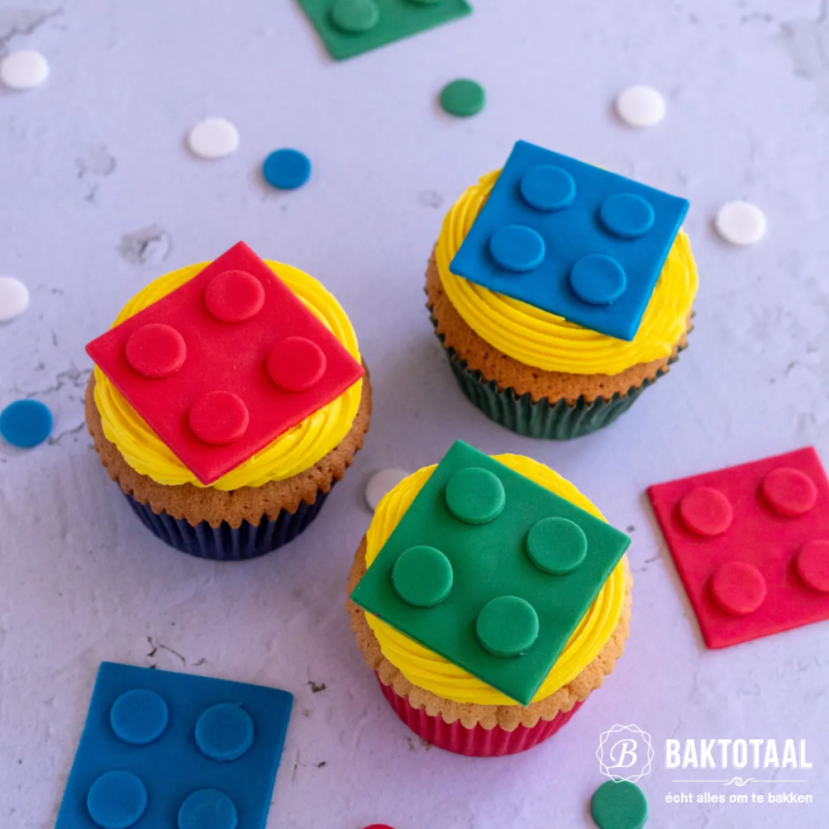 Outlet House of Marie Cupcake Vormpjes HoM Donker Blauw 50x33mm. 50st.