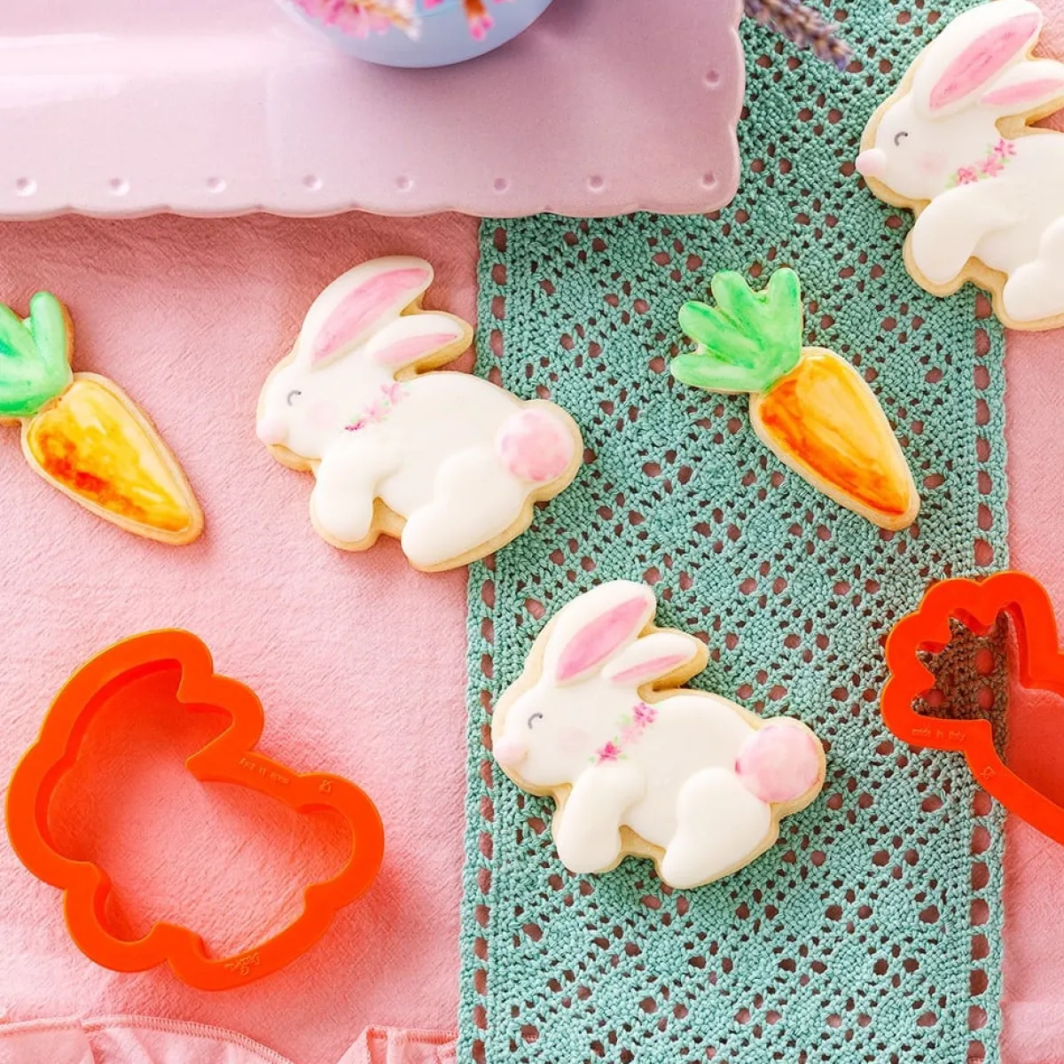 New Decora Koekjes Uitsteker Konijn en Wortel