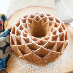 Outlet Nordic Ware Jubilee Tulband Bakvorm