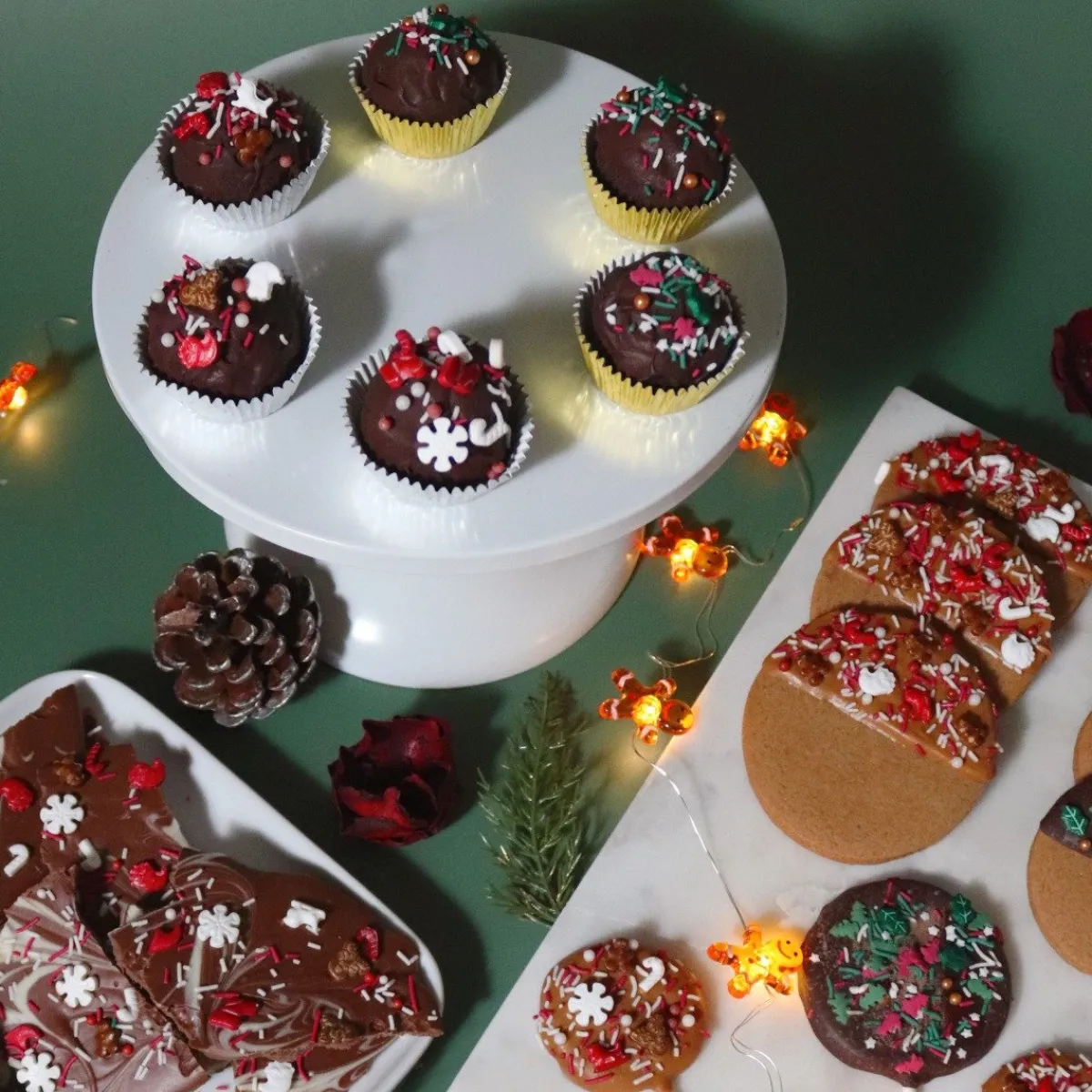 PME Kerstman Sprinkle Mix (Out of the Box) 60g