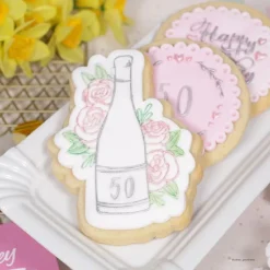 Hot Sweet Stamp Outboss Heart Frame