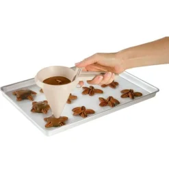 Clearance Wilton Doseertrechter 12,5 x 10 cm**